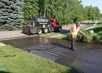 Greater Grand Rapids MI Asphalt Driveway Sealcoating Company