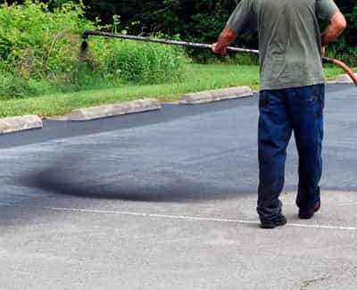 Asphalt Sealcoating Grand Rapids